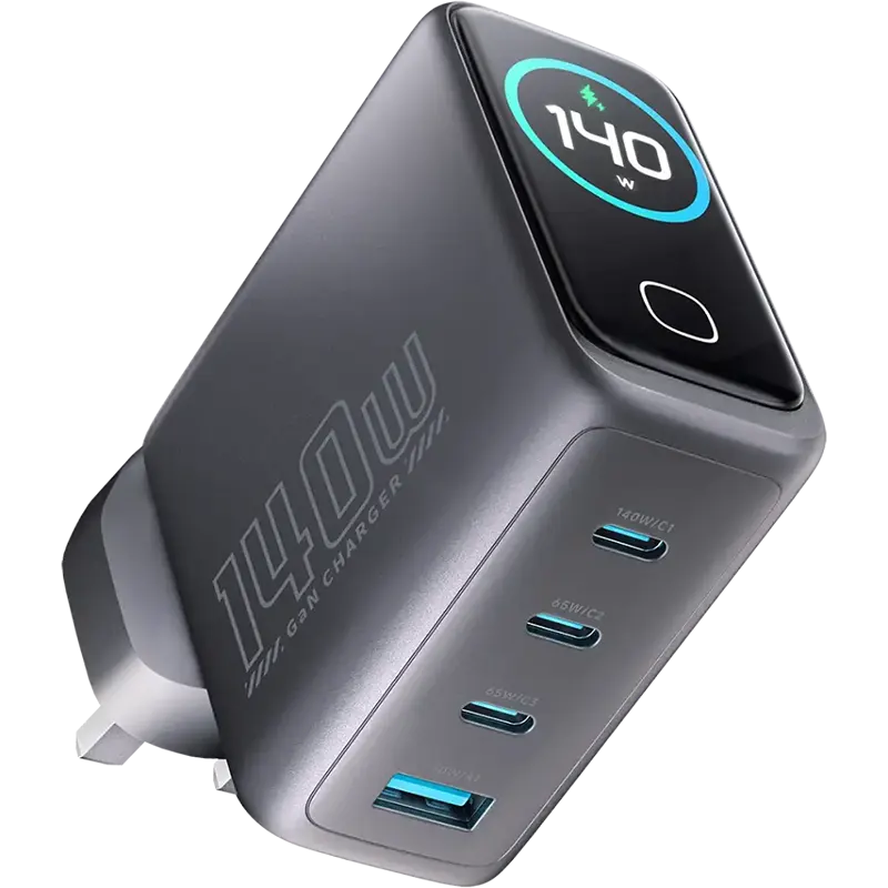 Powerology VoltFlow 140W 4-Port GaN Charger with TFT Display 1 Mascom International.webp